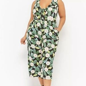 Plus Size Floral Crepe Jumpsuit - Forever 21